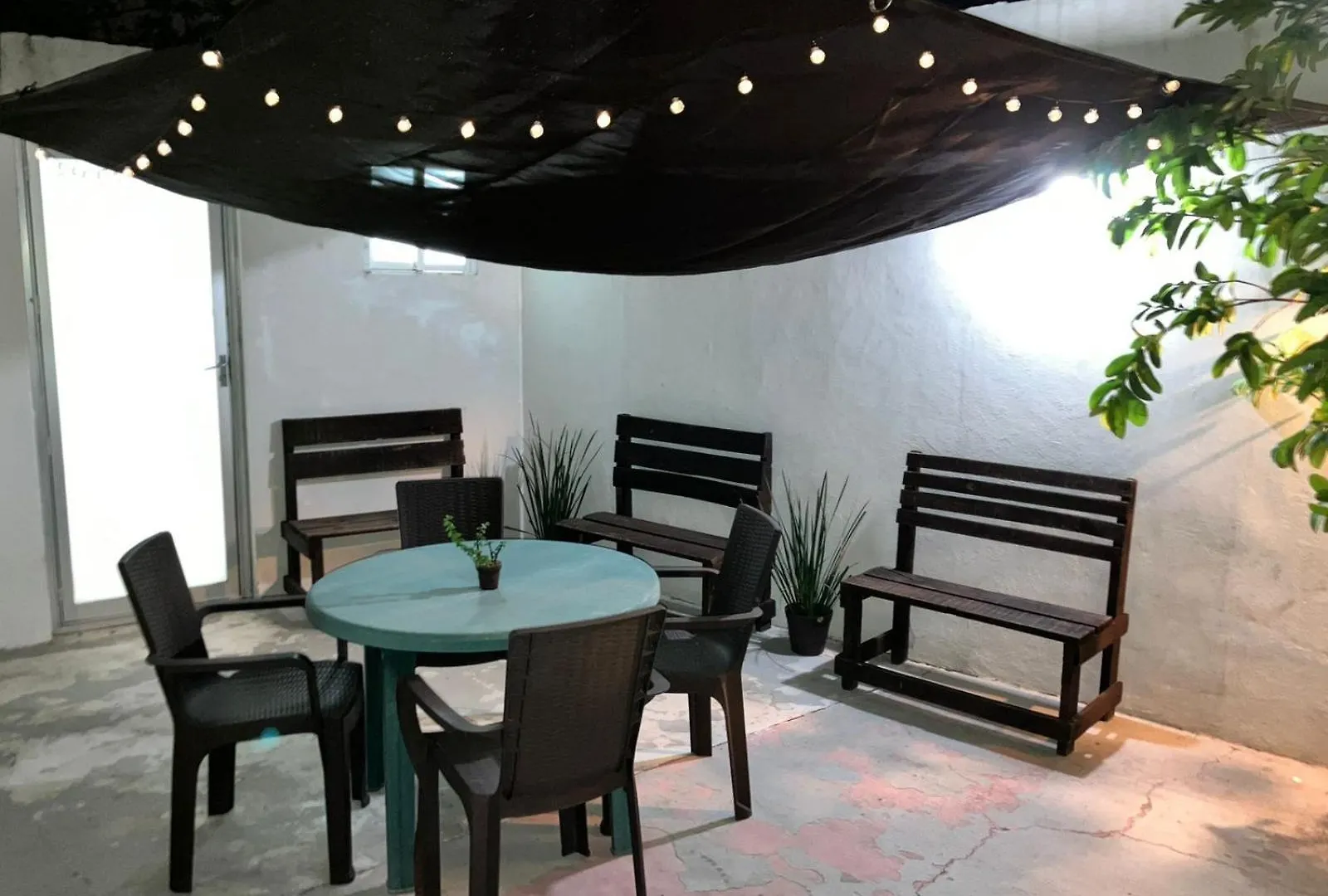 Grupos Y Empresas Hasta 18 Personas 3 Parking Villa Queretaro 0*,