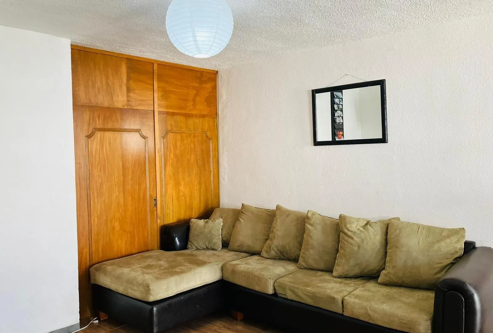 Grupos Y Empresas Hasta 18 Personas 3 Parking Villa Queretaro