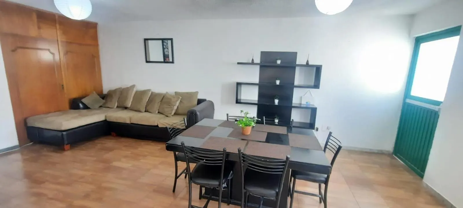 Grupos Y Empresas Hasta 18 Personas 3 Parking Villa Queretaro 0*,
